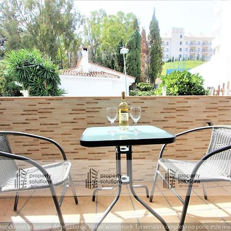 Los Patos I Apartamentos - Segunda Linea De Playa - Parking Gratis - Piscina Benalmádena Kültér fotó