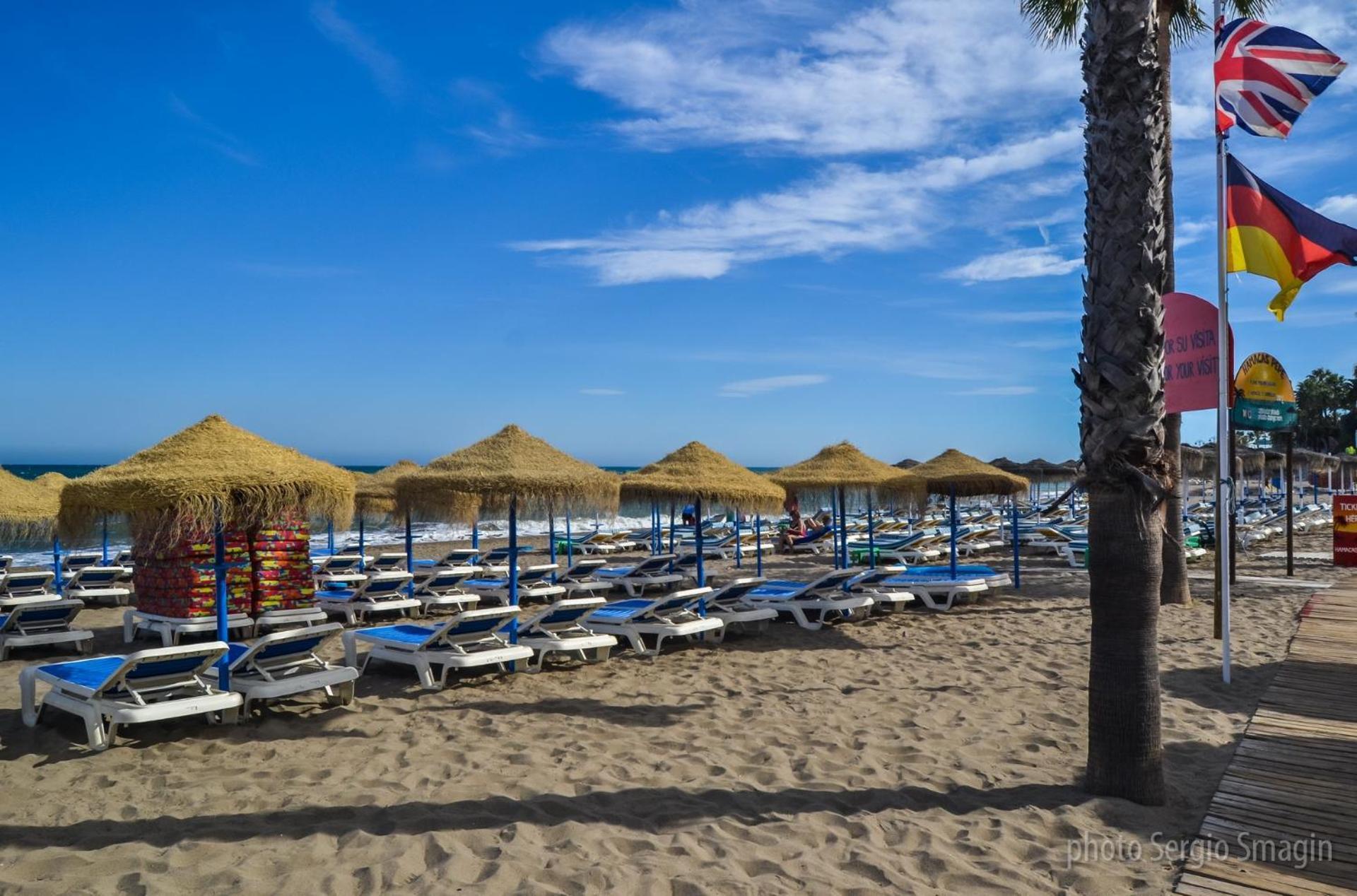Los Patos I Apartamentos - Segunda Linea De Playa - Parking Gratis - Piscina Benalmádena Kültér fotó